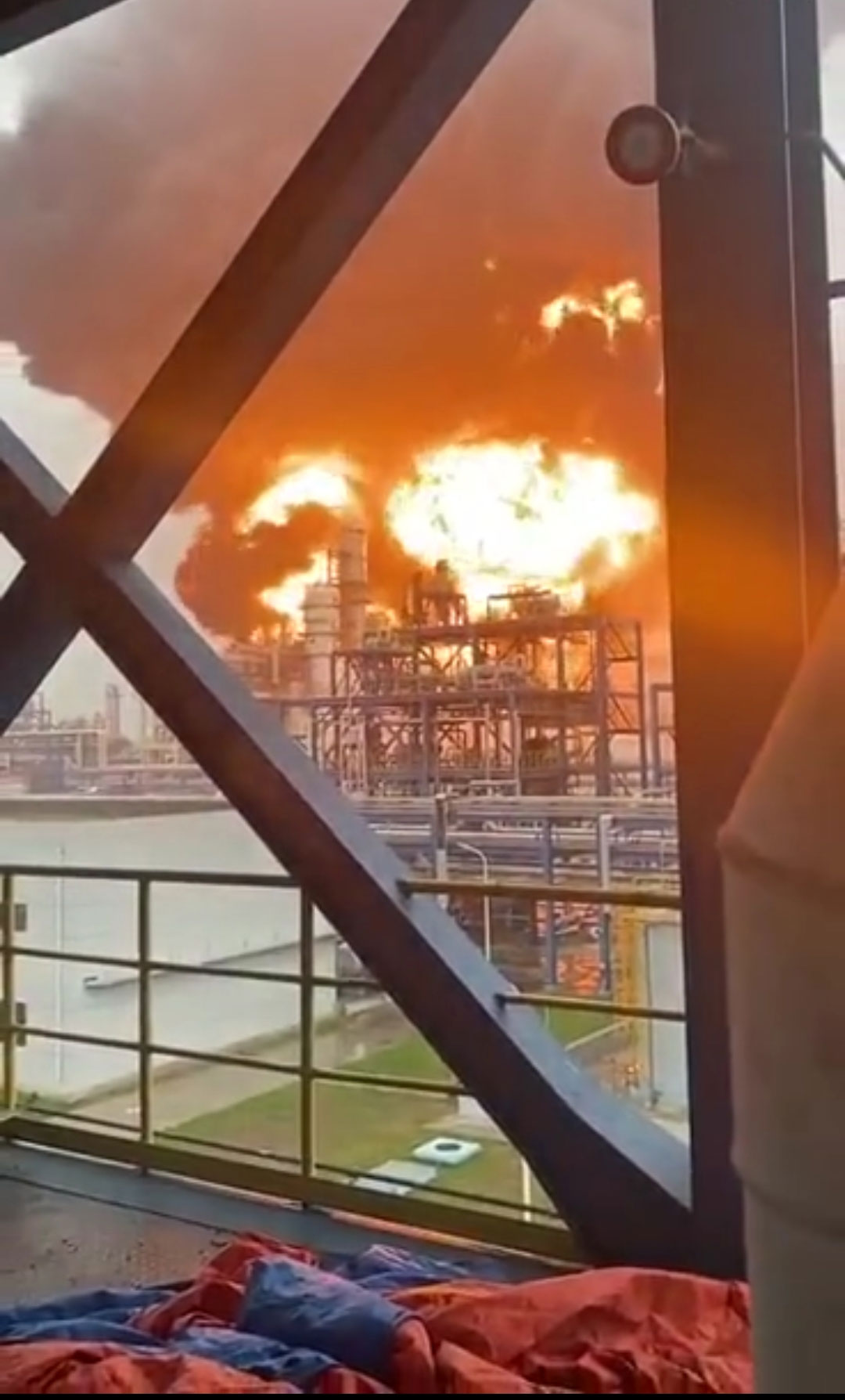 化工厂爆炸